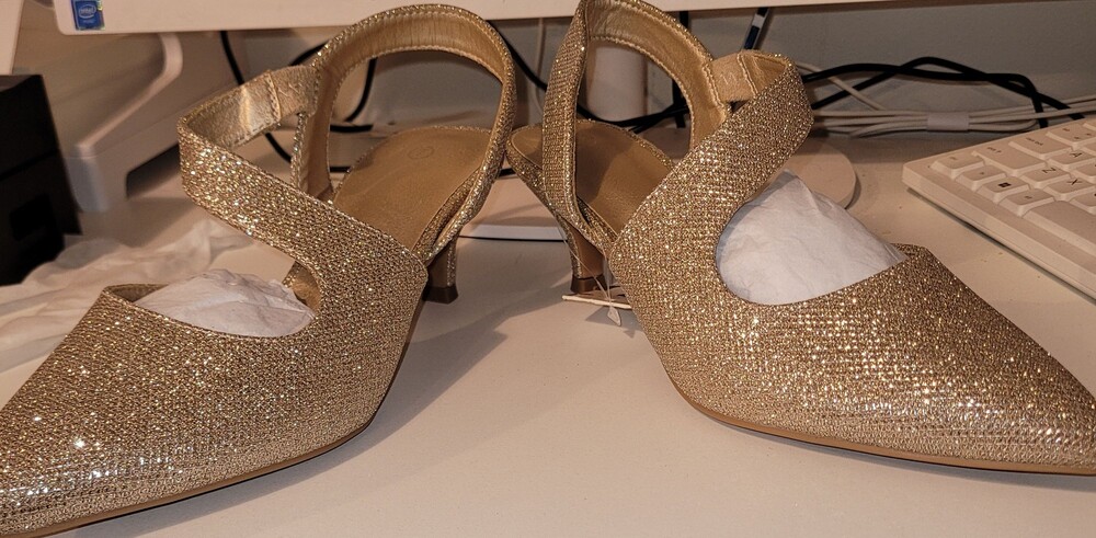 Gold Glitter Pointed Toe Slingback Heels Size 7 New